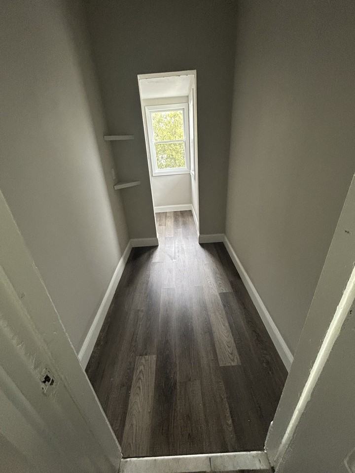 666 Metropolitan Ave #3 - Photo 6 of 10