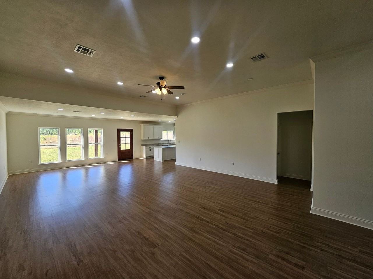 748 Lockhart Cutoff Rd - Photo 2 of 32