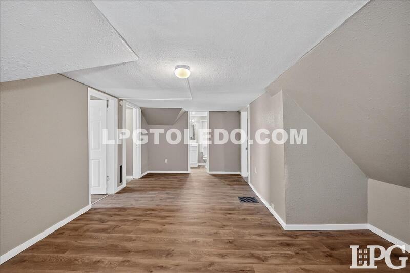 3905 Peru St - Photo 7 of 28