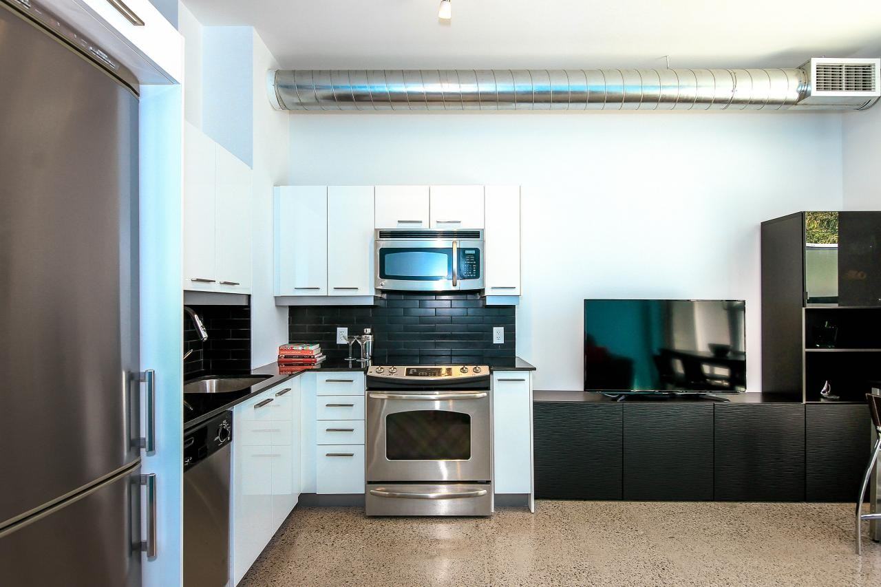 510 King Street East #408 - Photo 2 of 14