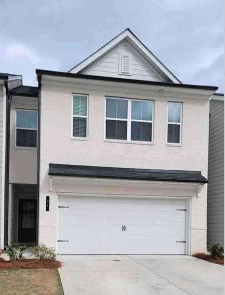 24 Founders Dr - Photo 2 of 24