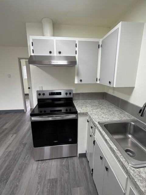 JP West Apartments - Photo 2 of 8