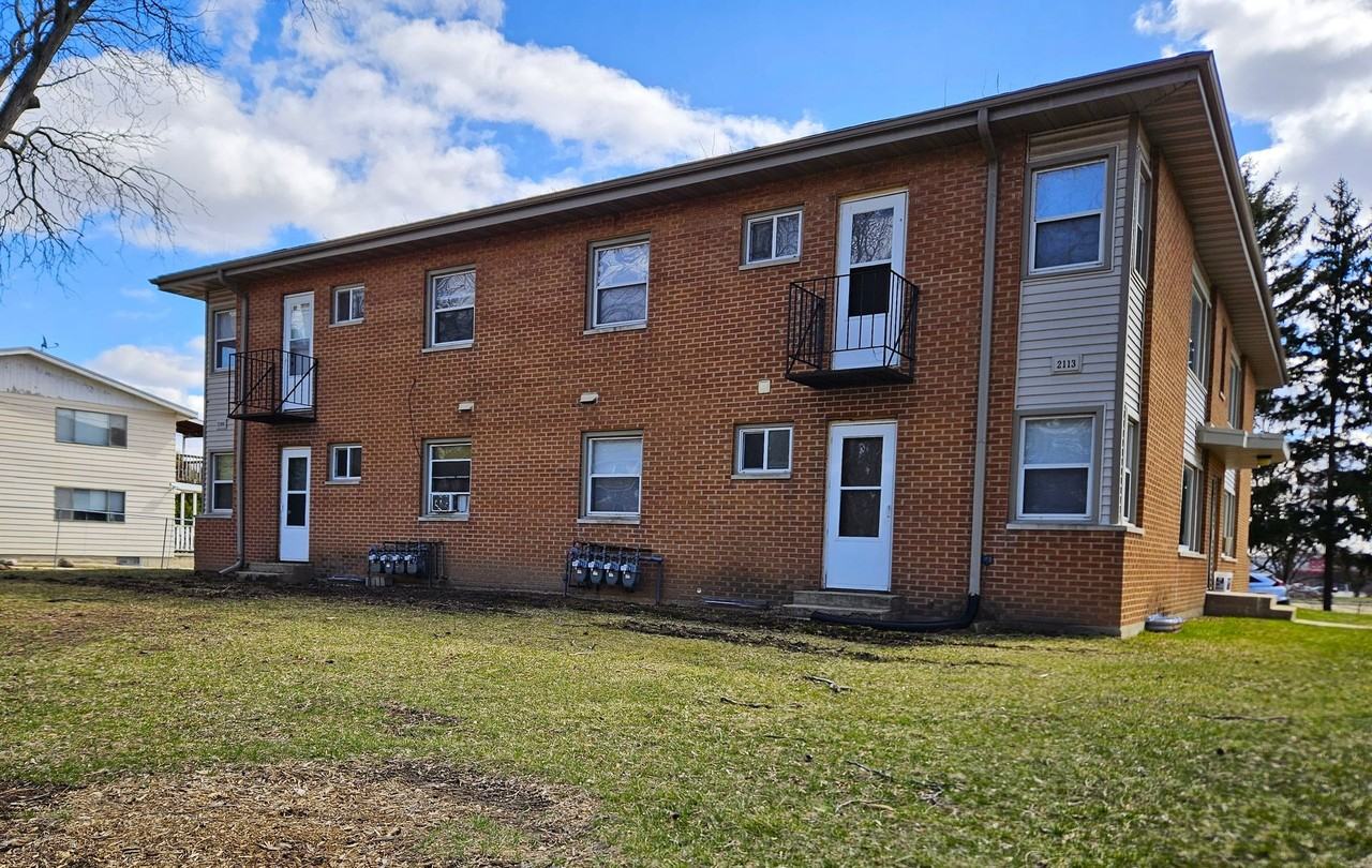 Lake Point Apartments - Photo 2 of 20