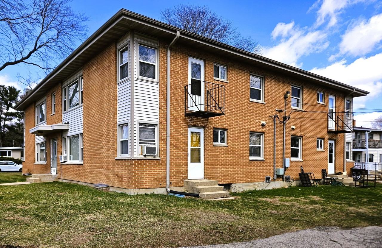 Lake Point Apartments - Photo 3 of 20