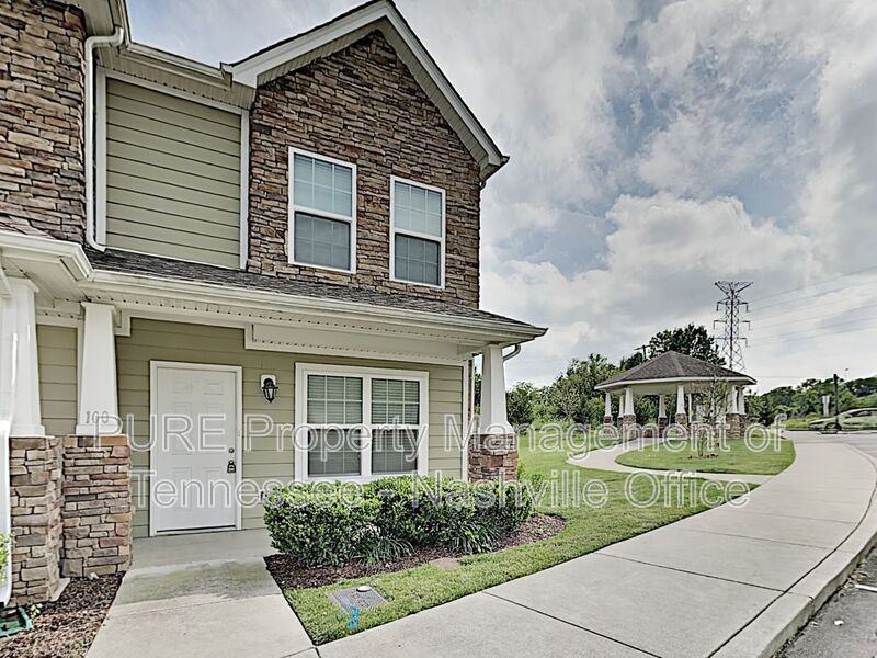 100 Cobblestone Place Dr - Photo 2 of 23