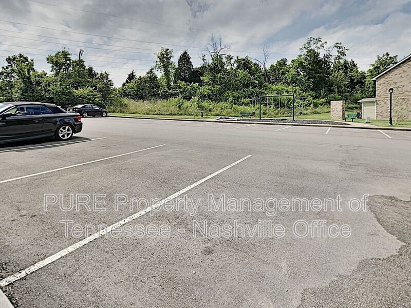 100 Cobblestone Place Dr - Photo 3 of 23