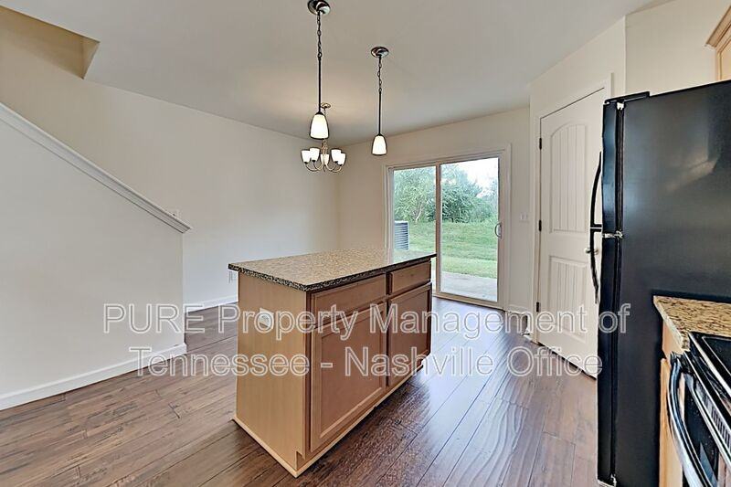 100 Cobblestone Place Dr - Photo 7 of 23