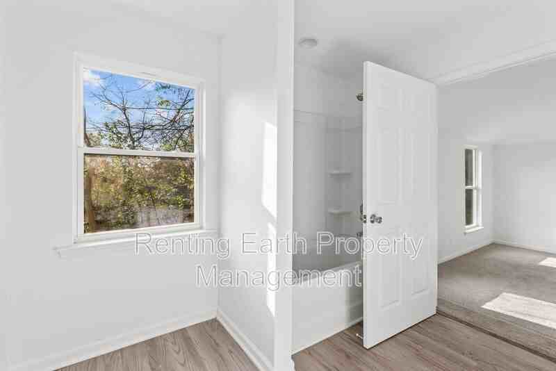 4212 50th Ave N - Photo 7 of 19