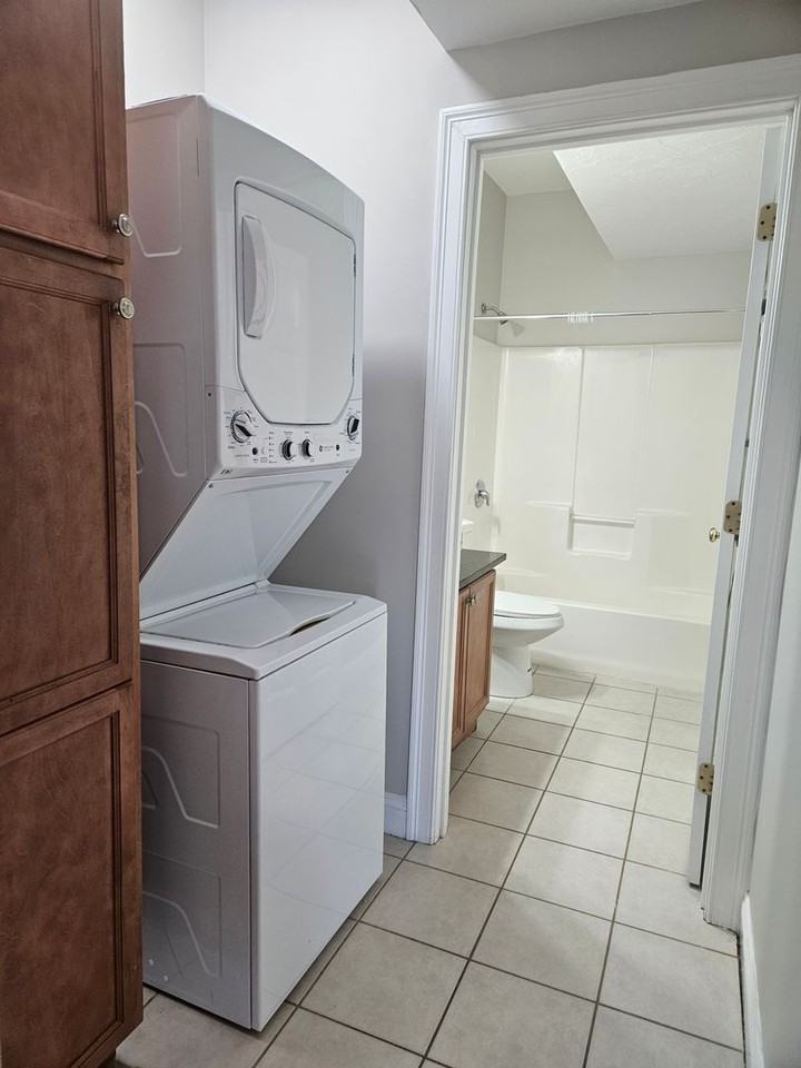 4801 North Main street - Photo 3 of 11