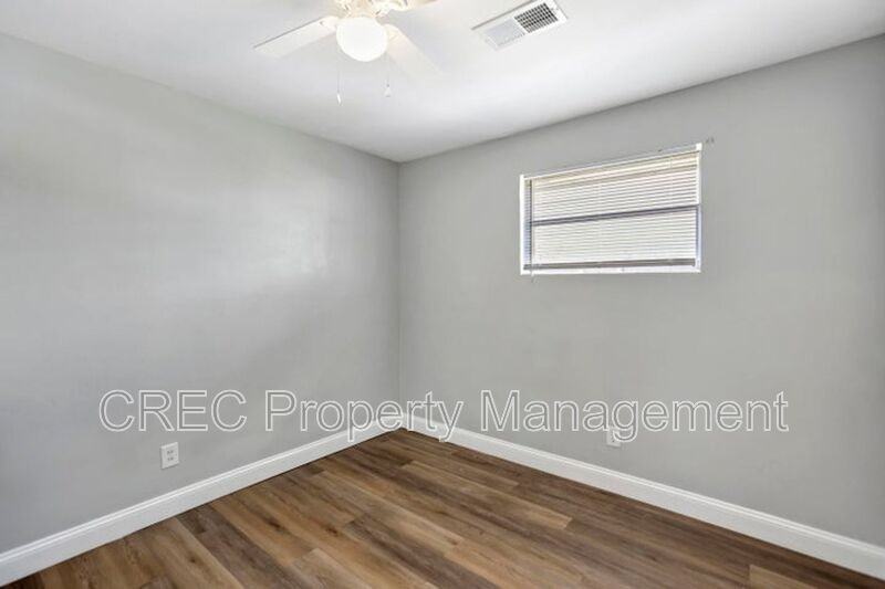 1635 Memminger Ave #A - Photo 6 of 9