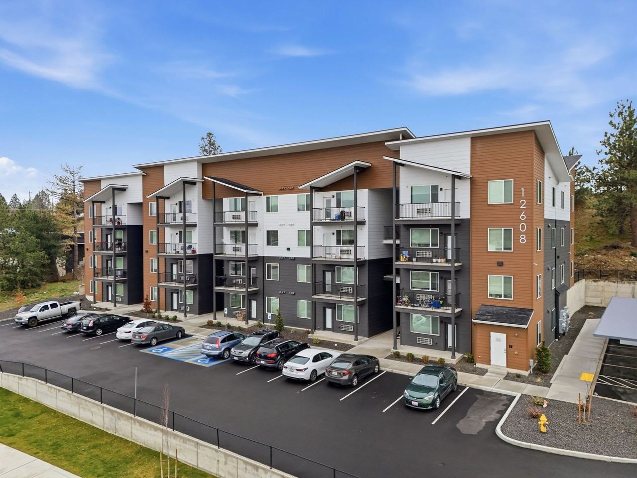 Dan Apartments! - Photo 2 of 12