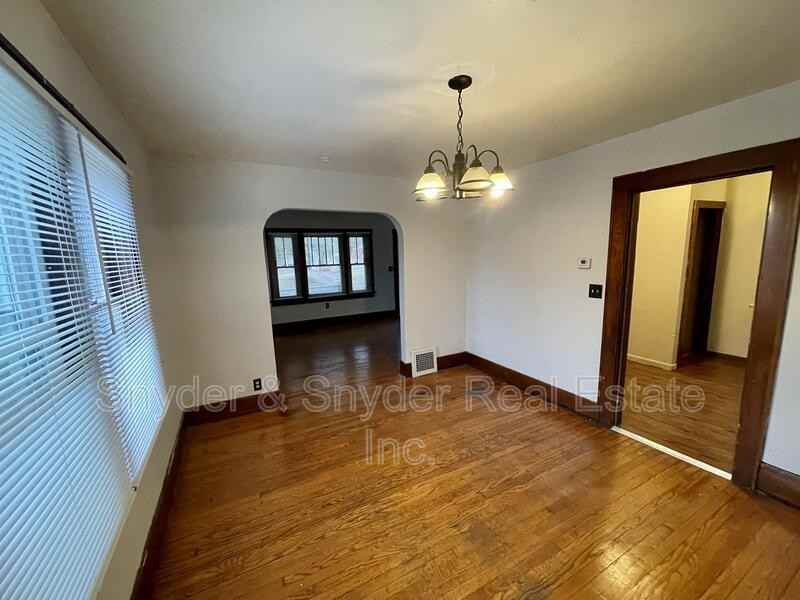 450 Homer Ave - Photo 2 of 10