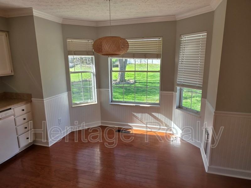 5509 Springridge Ln - Photo 6 of 7