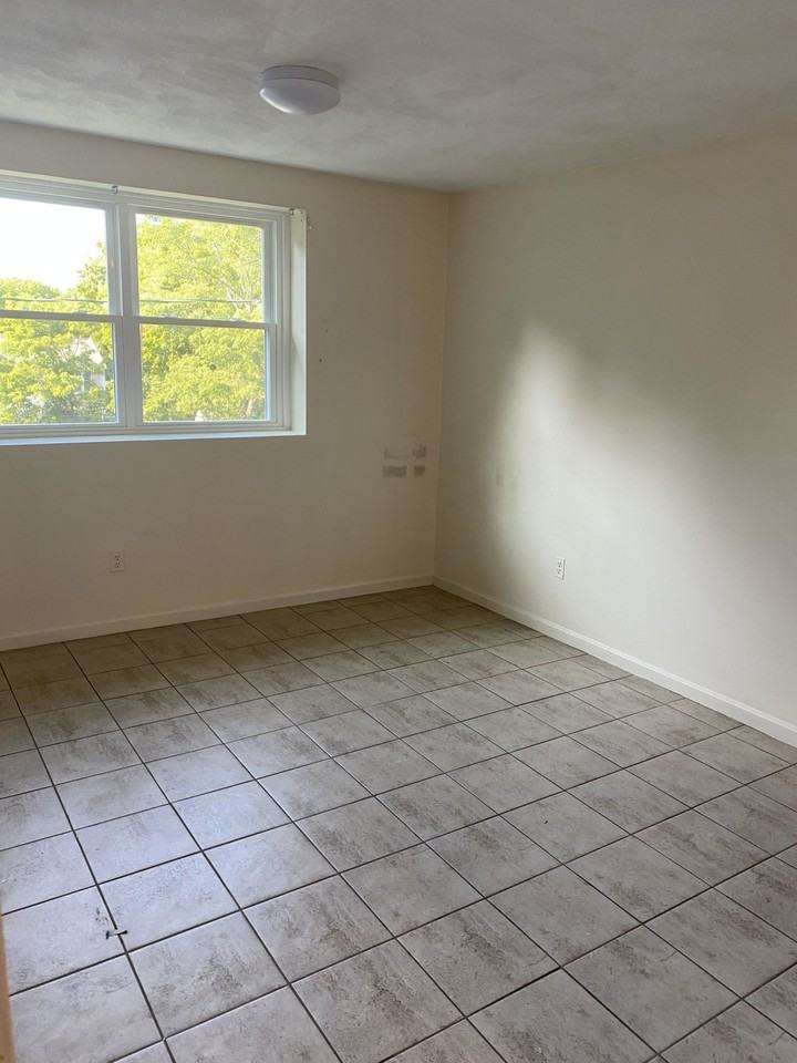 Cambridge Rd. & Locust St #28 - Photo 4 of 6