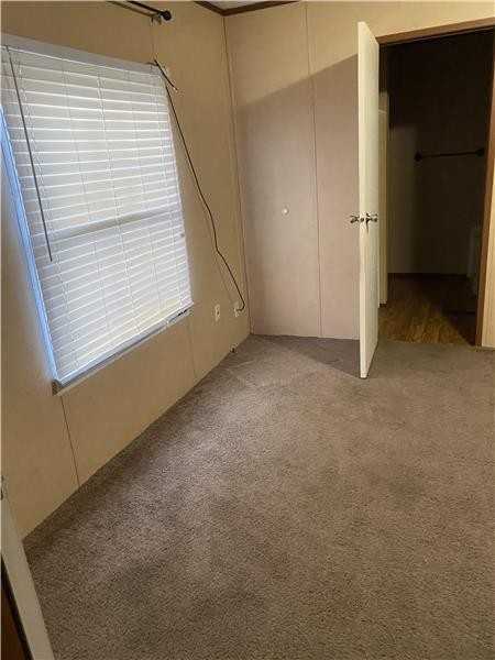 123 Oxford Ln - Photo 7 of 7