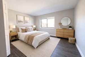 featured image of 170 Seymour St