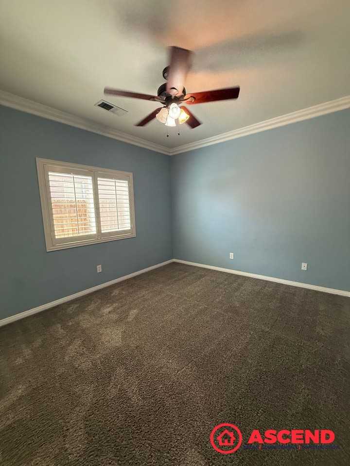 11110 Dawson Falls Ave - Photo 5 of 36