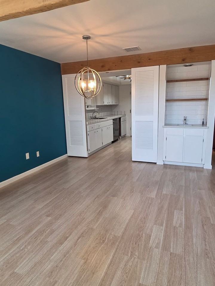 1930 Bechelli Ln - Photo 5 of 45