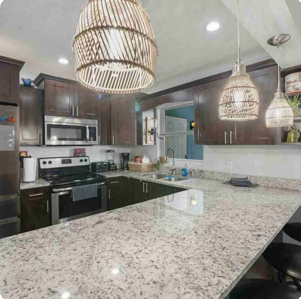 8200 North Saint Peter Avenue - Photo 6 of 8