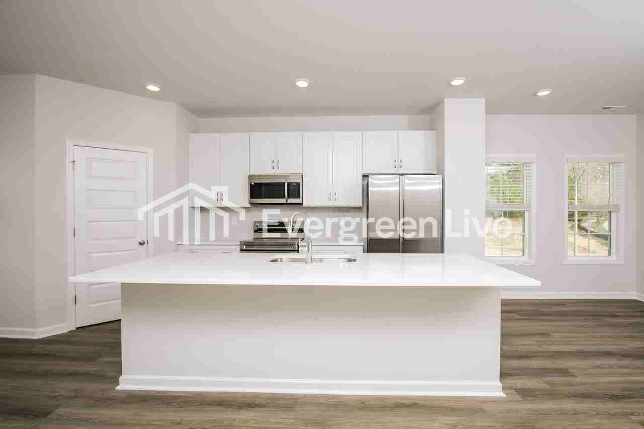 Hodge Rd - Photo 6 of 16