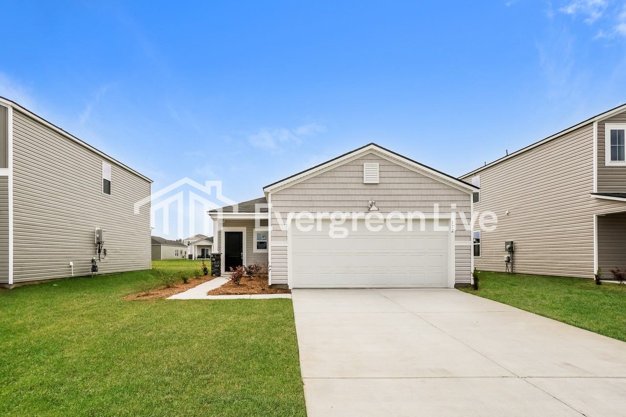 372 Pine Crest View Dr - Photo 2 of 16