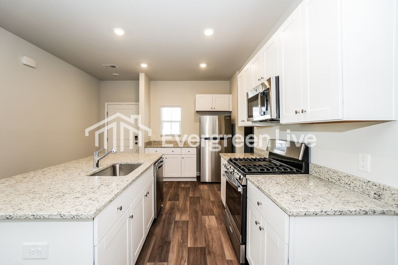 364 Pine Crest View Dr - Photo 7 of 15