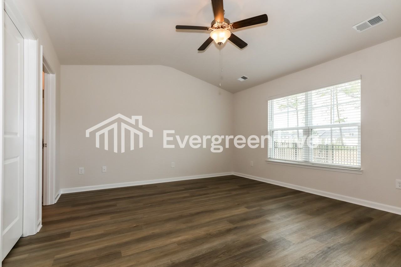 2275 Courtina Way - Photo 7 of 15