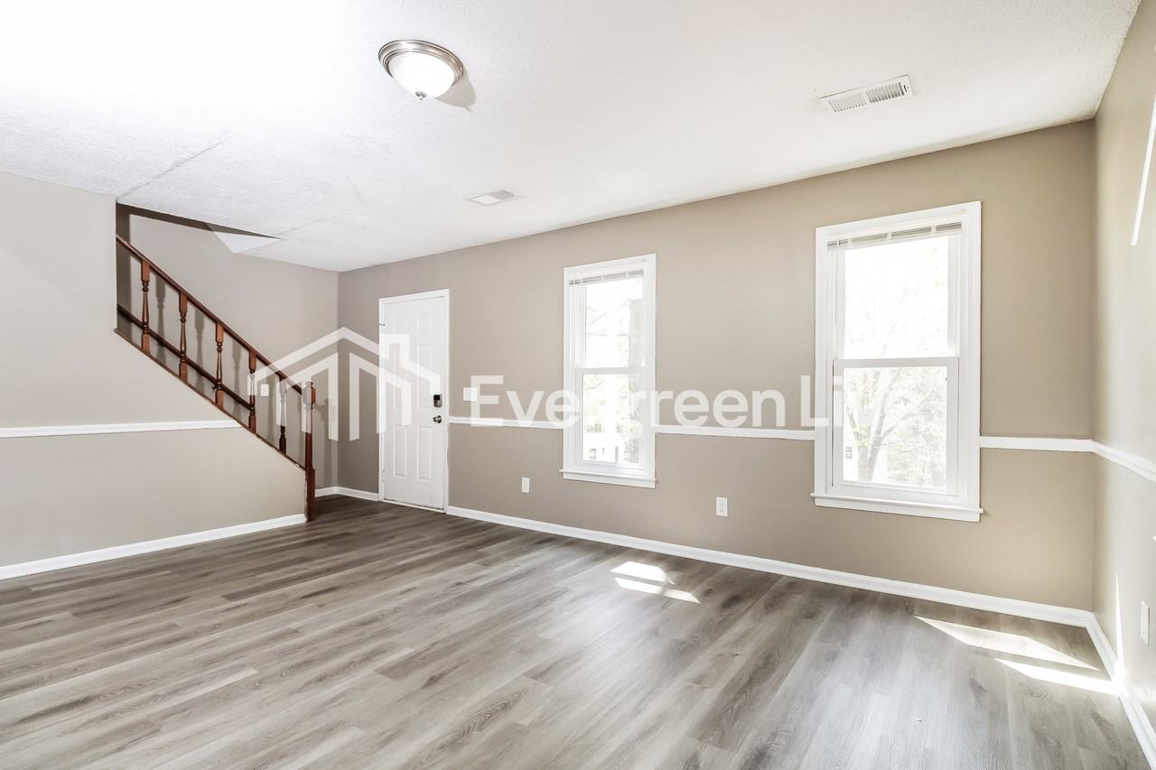 324 Gales River Rd - Photo 2 of 15