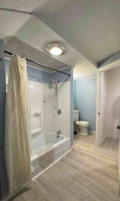 100 Columbia St - Photo 5 of 5