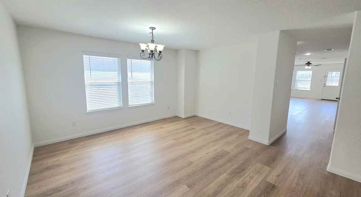 1241 Kachina Ln - Photo 3 of 16