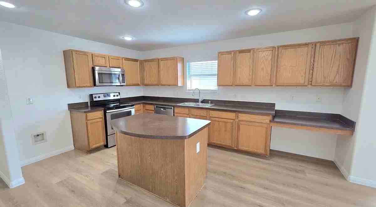 1241 Kachina Ln - Photo 5 of 16