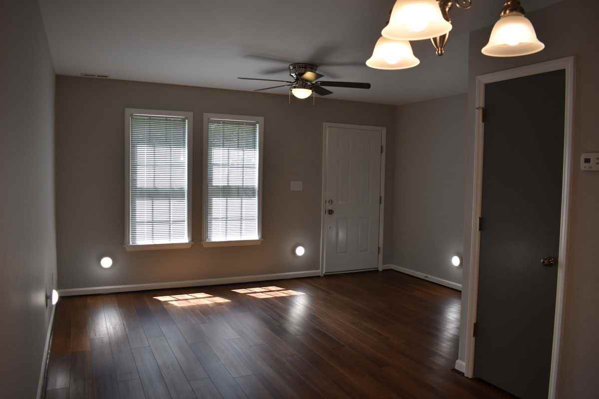 2727 Big Oak St - Photo 2 of 24