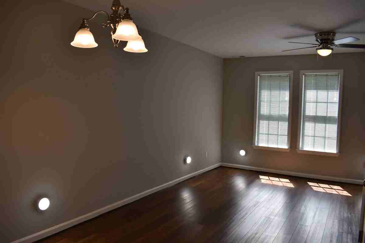 2727 Big Oak St - Photo 6 of 24