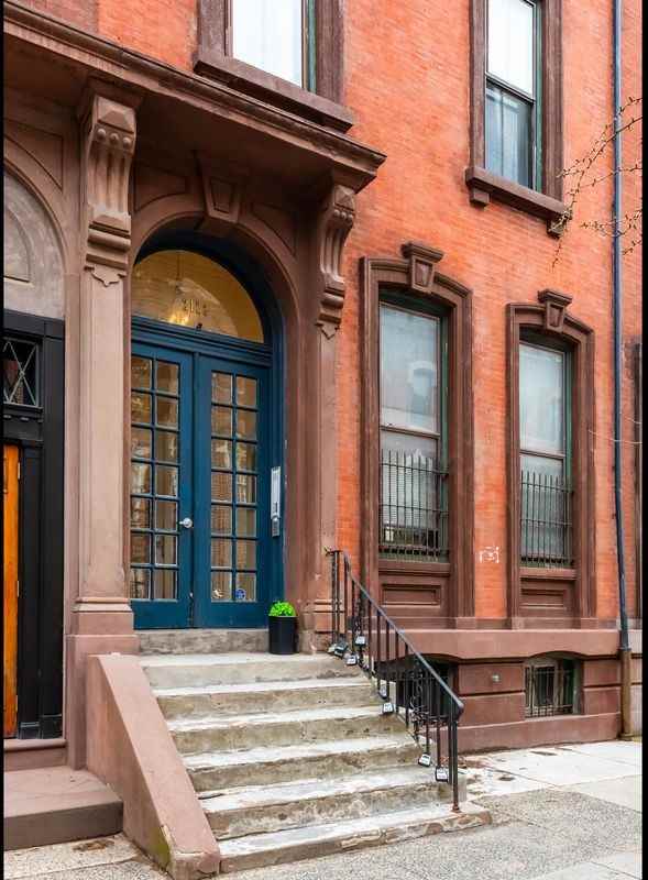 2122 Spruce St ##100 - Photo 5 of 29