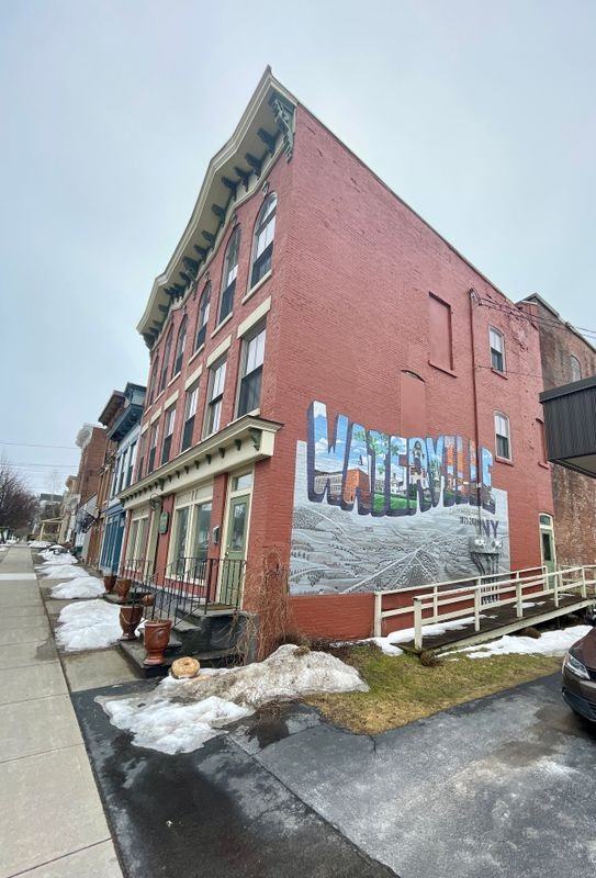 122 E Main St - Photo 2 of 7