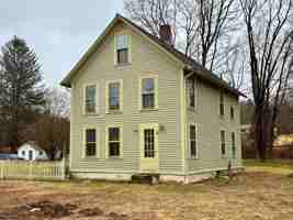 featured image of 6 Ferry Rd