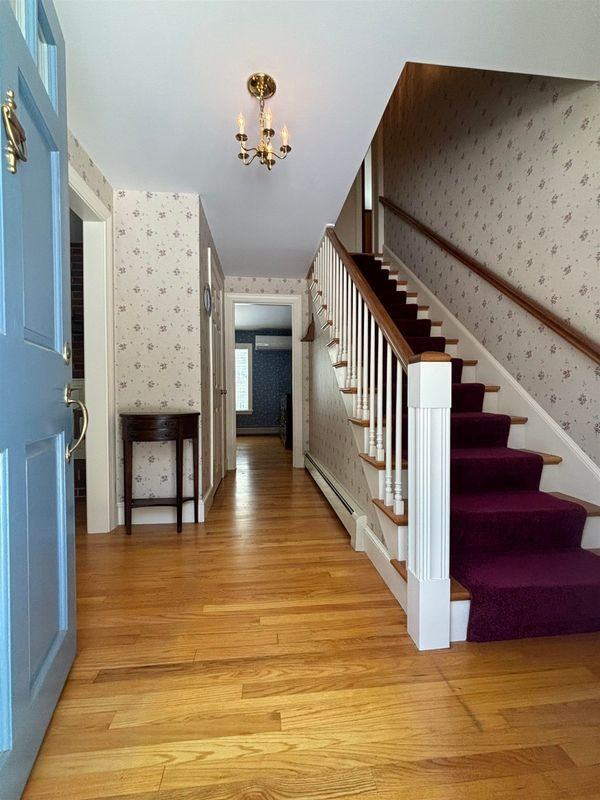 104 Woodland Rd - Photo 4 of 35