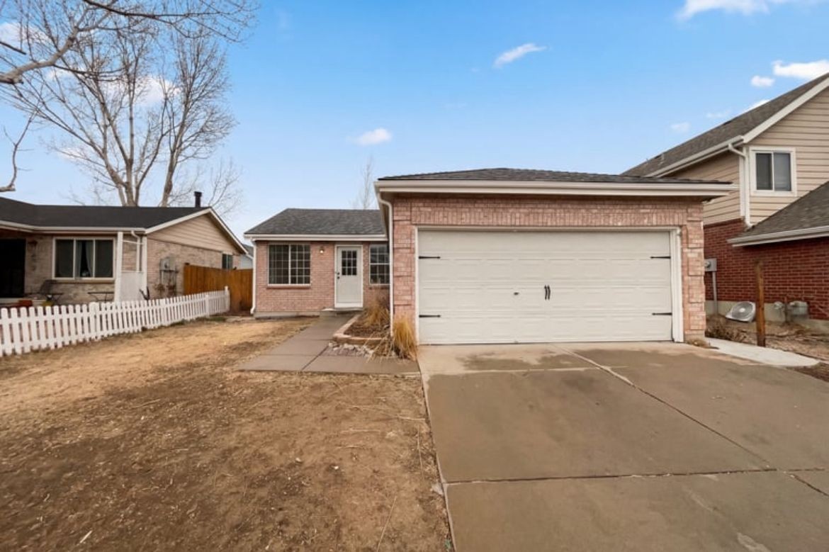 12117 Monaco Dr - Photo 3 of 19