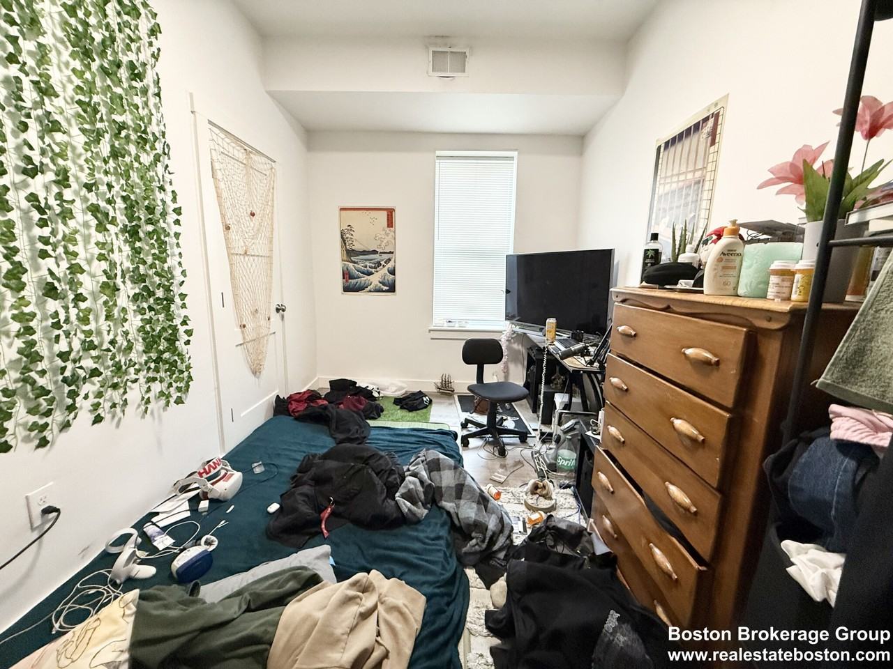 301-305 Dudley St. - Photo 6 of 50