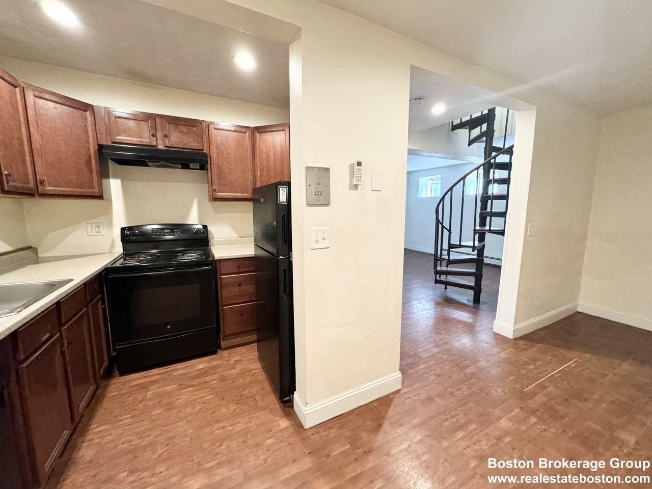 13 Ruggles St. - Photo 2 of 26