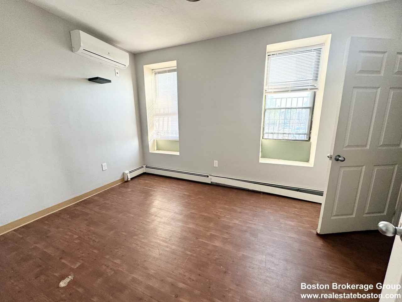 13 Ruggles St. - Photo 5 of 26