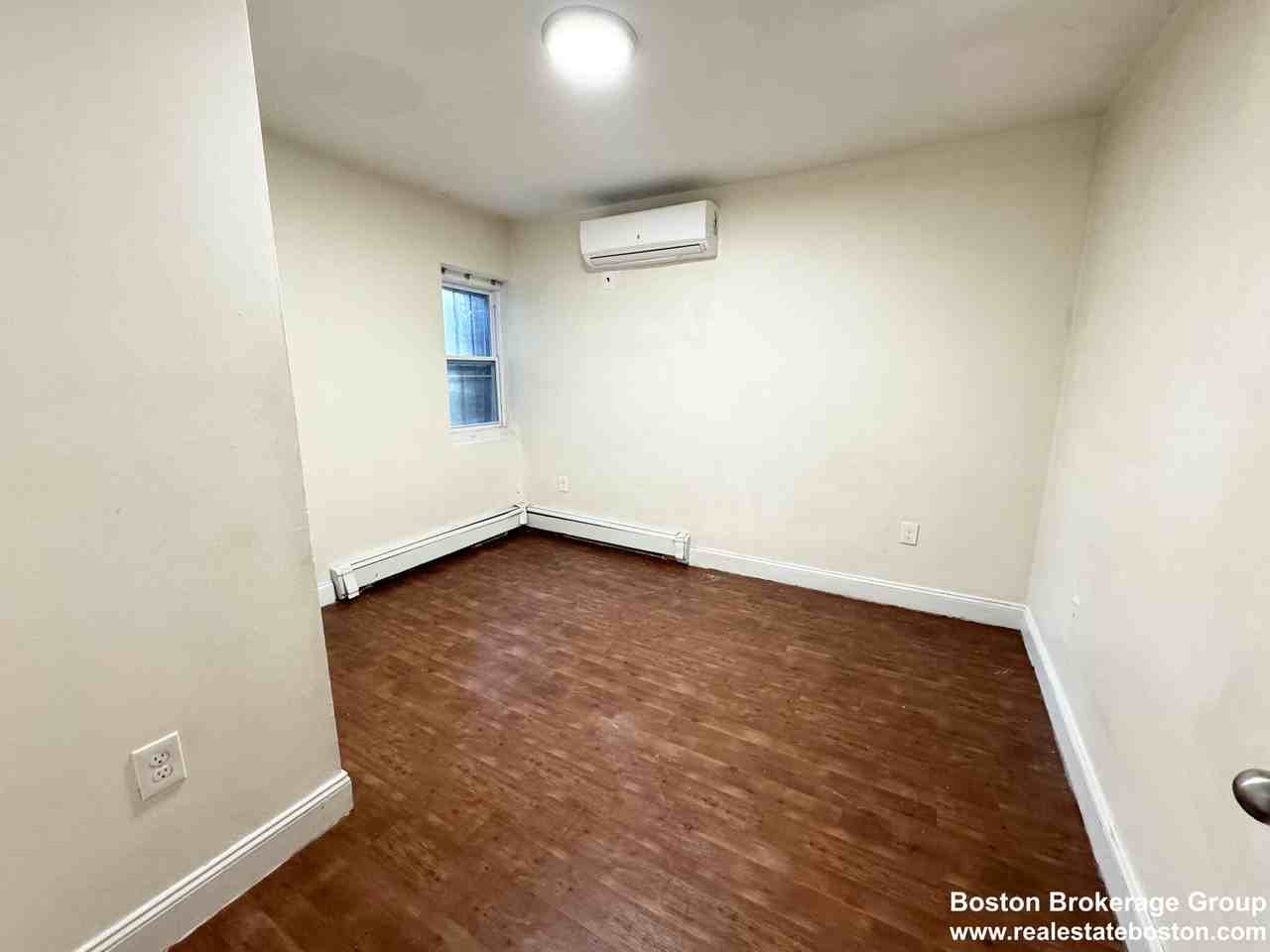 13 Ruggles St. - Photo 6 of 26