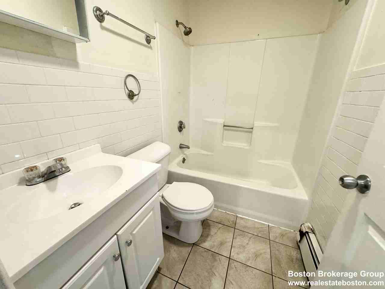 13 Ruggles St. - Photo 7 of 26