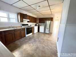 featured image of 26 Harbor View St #2