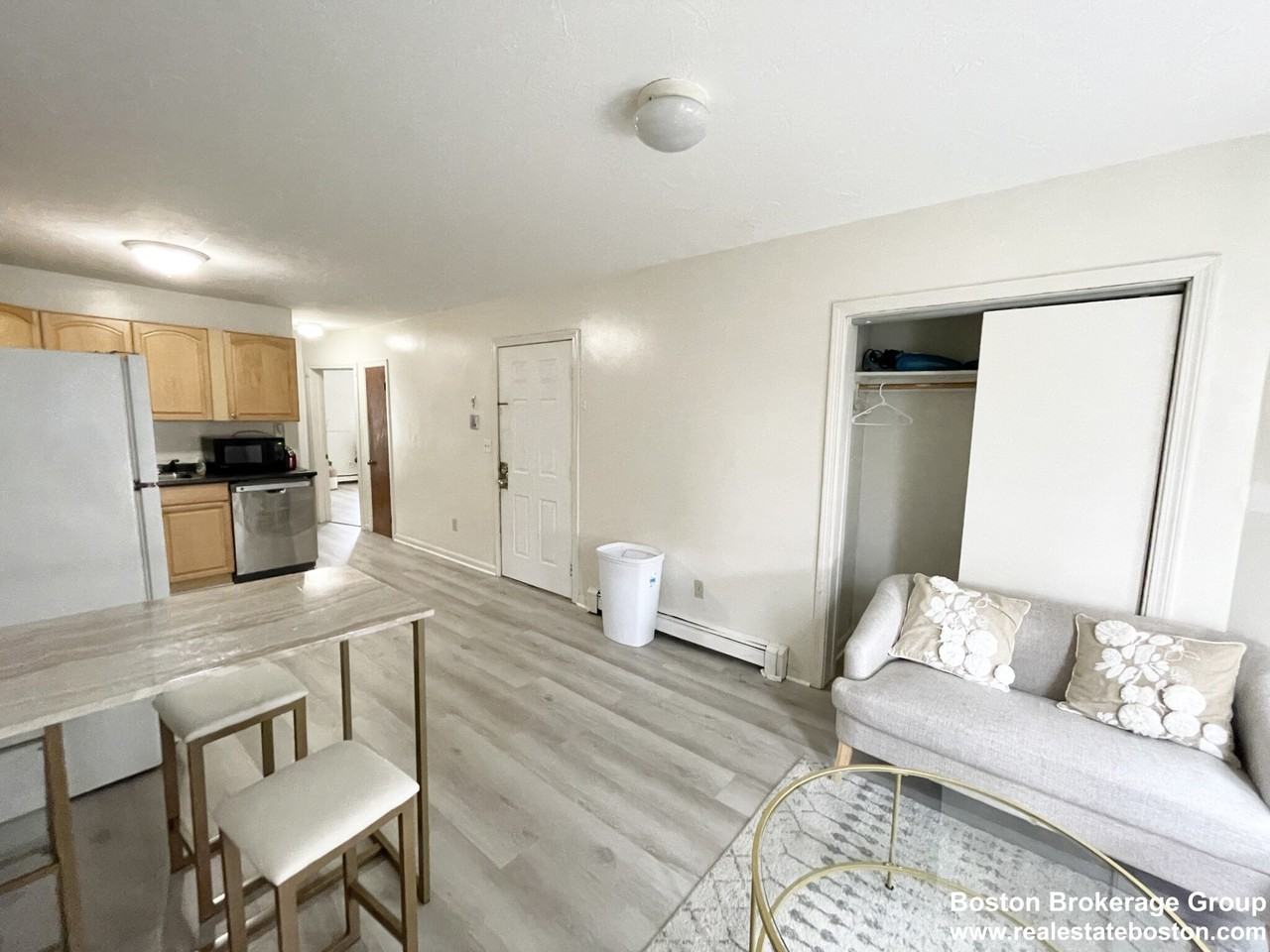 92 Hammond St. - Photo 3 of 22