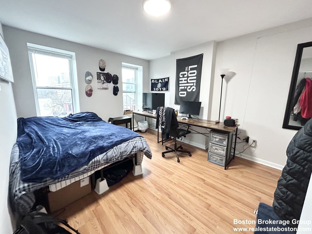 92 Hammond St. - Photo 3 of 22