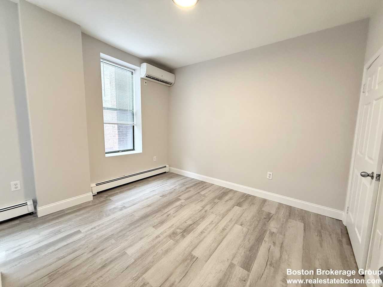 15 Ruggles St. - Photo 5 of 27