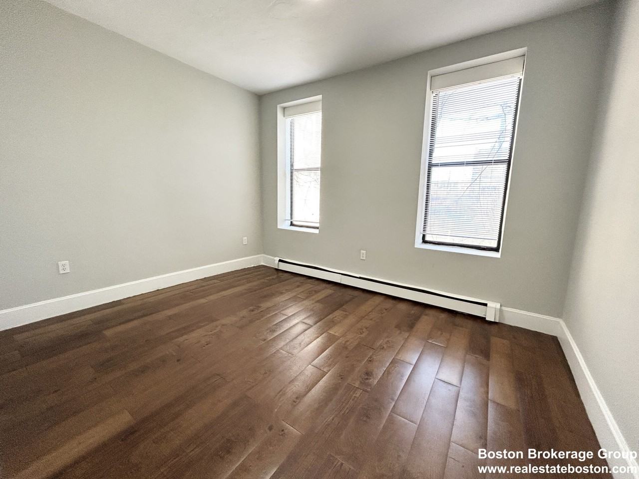 15 Ruggles St. - Photo 4 of 33