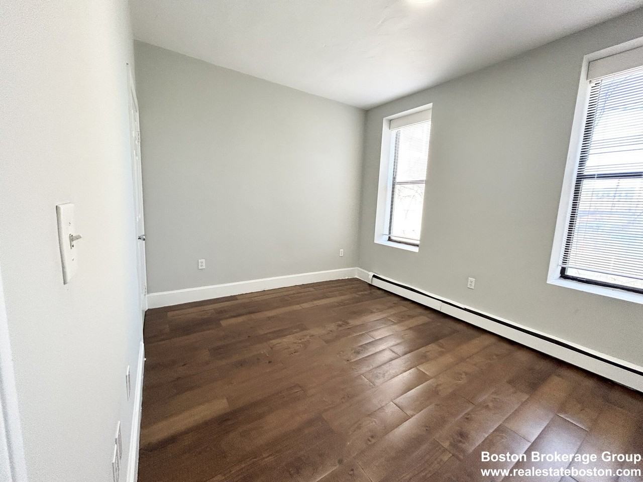 15 Ruggles St. - Photo 5 of 33
