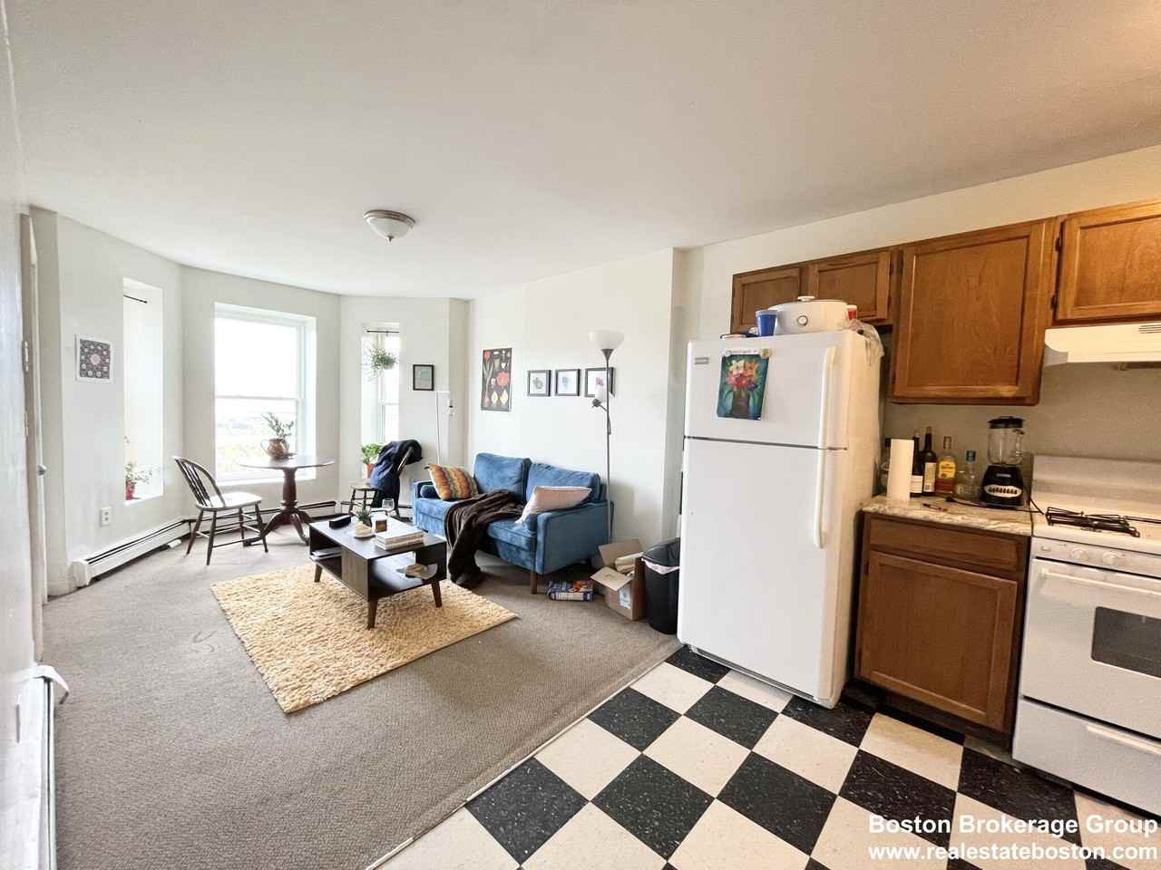 96 Hammond St. - Photo 2 of 7